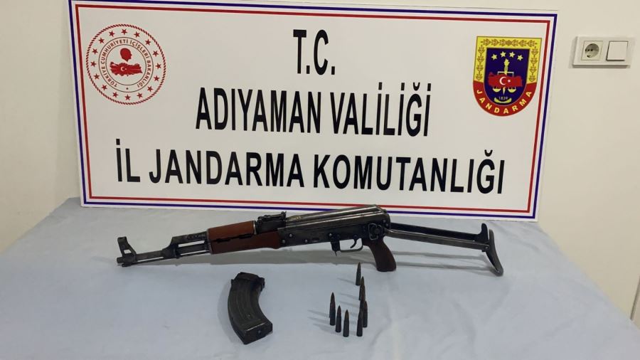 Jandarma Kaleşnikof Ele Geçirdi