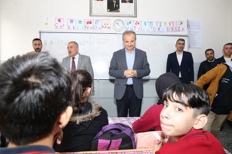 Başkan Kılınç, Öğrencilerin Yüzünü Güldürdü