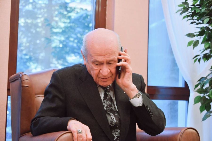 MHP Lideri Bahçeli’den Cumhurbaşkanı Erdoğan’a geçmiş olsun telefonu