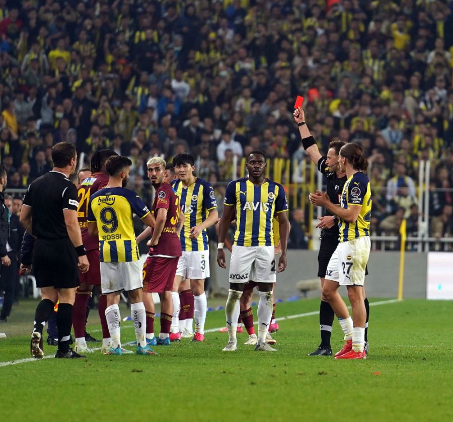 Spor Toto Süper Lig: Fenerbahçe: 2 - Göztepe: 0