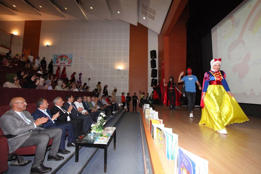 ADYÜ’de 1. Çocuk Edebiyatı Festivali