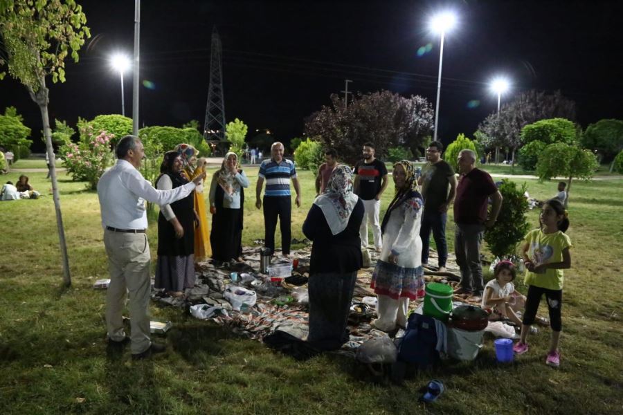 Başkan Kılınç, Piknik Yapan Aileleri Ziyaret Etti