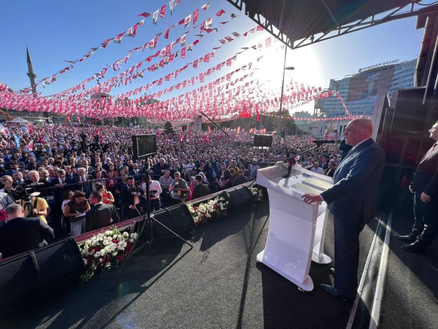 MHP Lideri Bahçeli: Bizi arayan anketlerde değil milyonların kalbinde arasın!