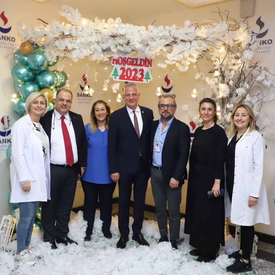 SANKO ÜNİVERSİTESİ HASTANESİ’NDE YENİ YIL KUTLANDI