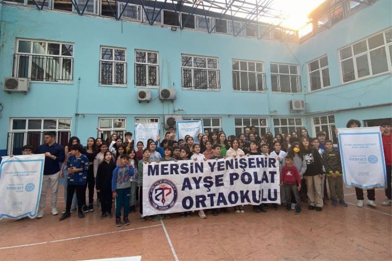 İnteractlardan ortaokul öğrencileriyle etkinlik