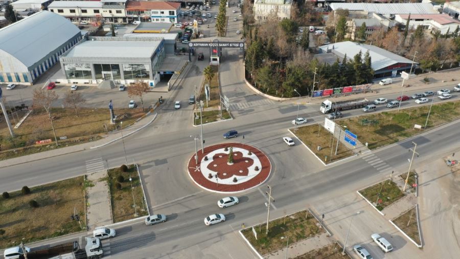 Küçük Sanayi Sitesi Kavşağı Rengârenk