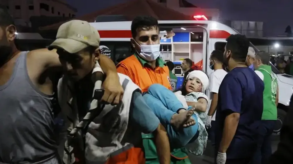 İsrail ordusu, Gazze Şeridinde binlerce yaralı ve sivilin bulunduğu Şifa Hastanesi
