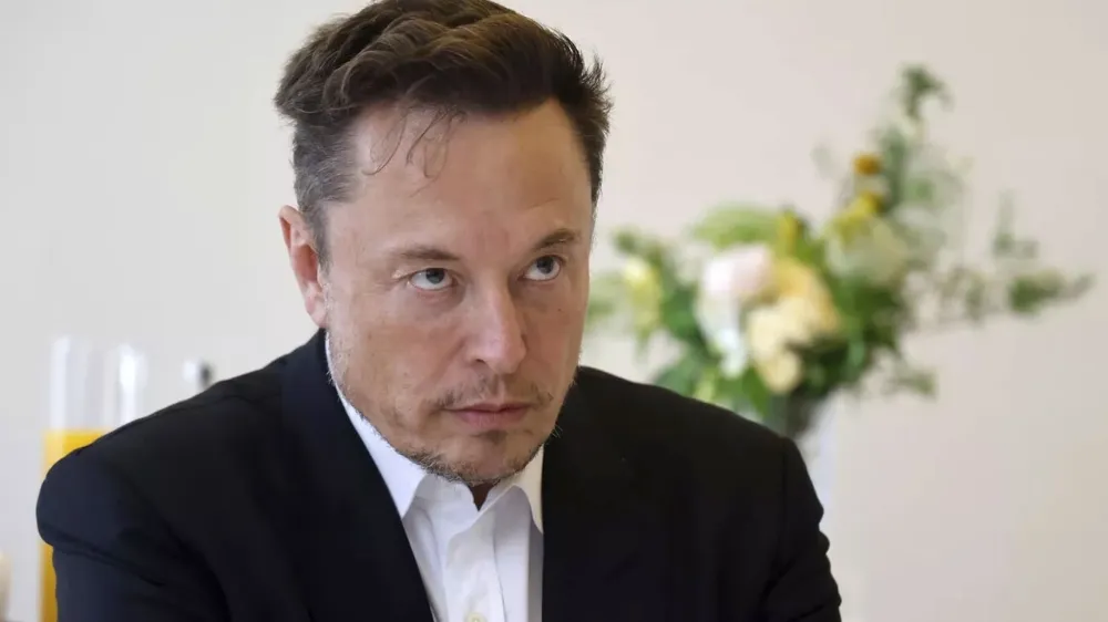 Elon Musk: Avrupa iç savaşa gidiyor gibi görünüyor