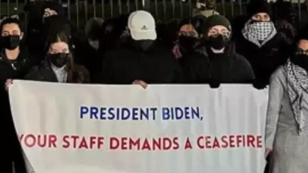 Biden yönetimi personelinden Beyaz Saray önünde ateşkes protestosu: 