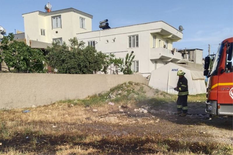 Manisa İtfaiyesi afet bölgesinde yoğun mesaide