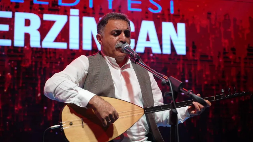 Adıyaman’da Erdal Erzincan konseri: İki müjde birden…