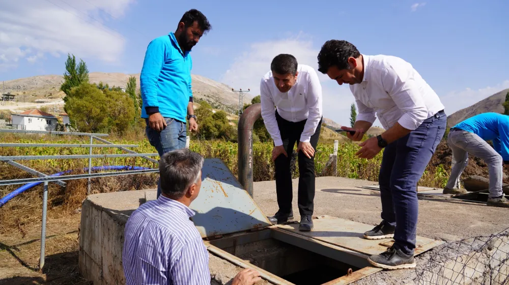 Başkan Tutdere, Havşeri içme suyu hattındaki tahribatı yerinde inceledi 