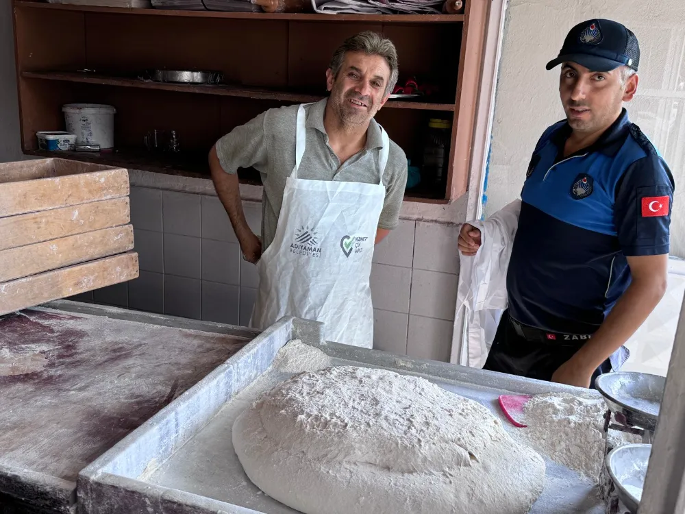 Adıyaman Belediyesinden fırınlarda kesintisiz denetim… Personele iş önlüğü dağıtıldı 