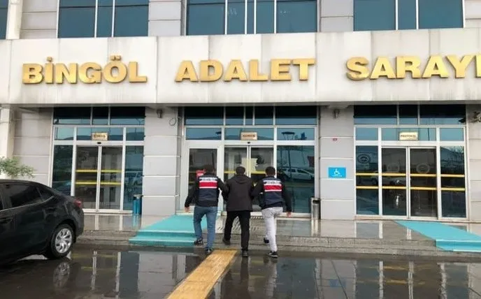 Bingöl’de Hırsızlık ve Dolandırıcılık Suçundan Aranan 3 Şüpheli Yakalandı