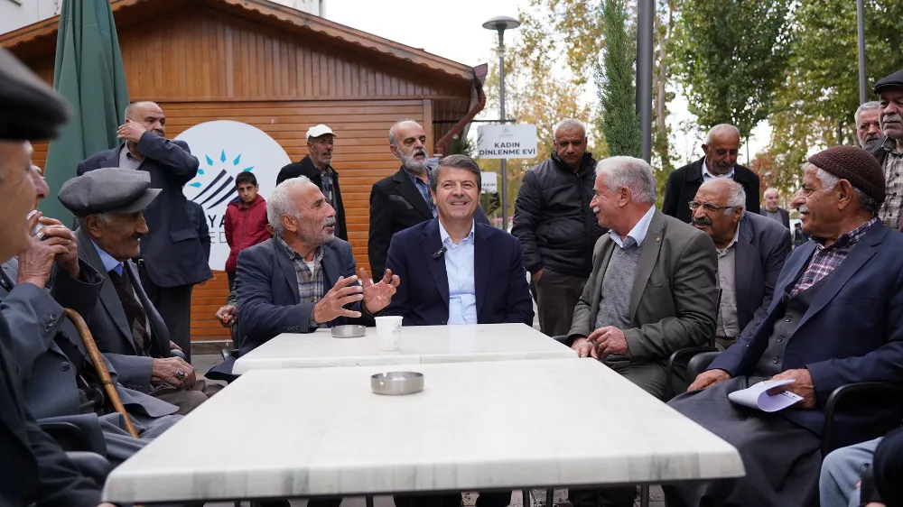 Başkan Tutdere’ye Demokrasi Parkı’nda Klamlı Karşılama