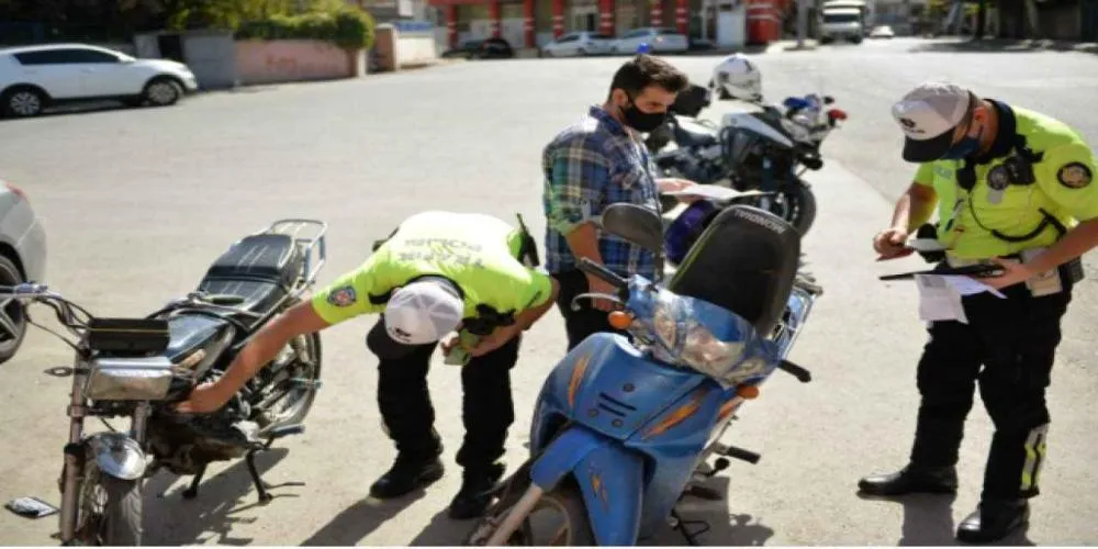 125 cc Motosikletlere B Ehliyet Hakkı Sorunları: Adana’da Motosikletlilerin Yaşadığı Zorluklar