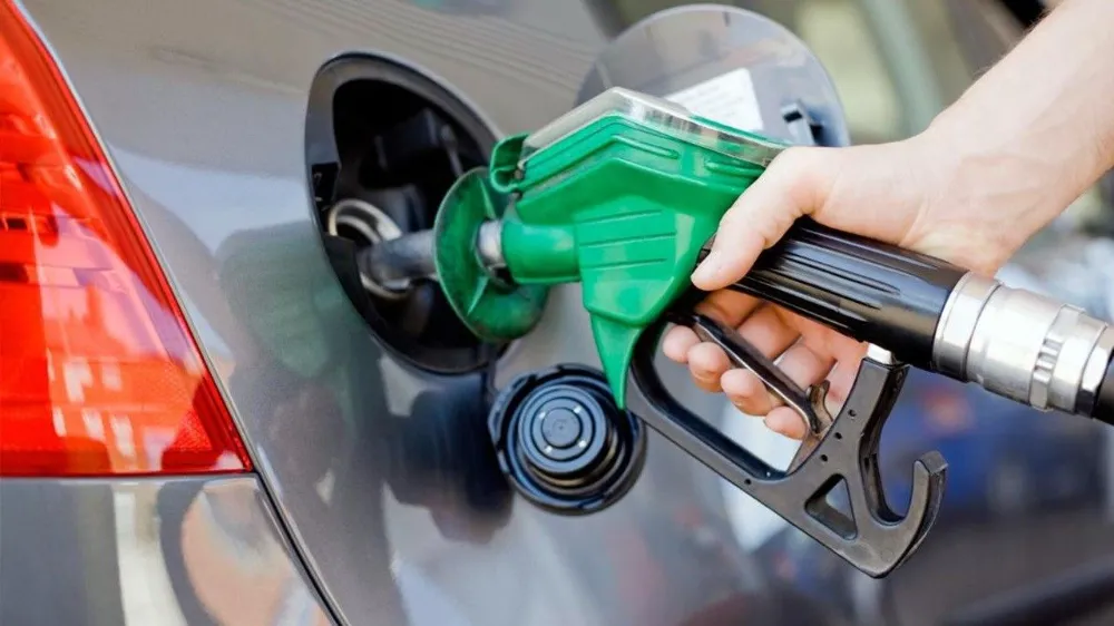 Güncel motorin ve benzin fiyatları ( 8 şubat 2024 )
