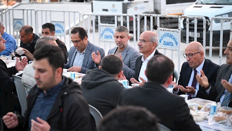 Başkan Er iftarda vatandaşlarla buluştu  - Videolu Haber