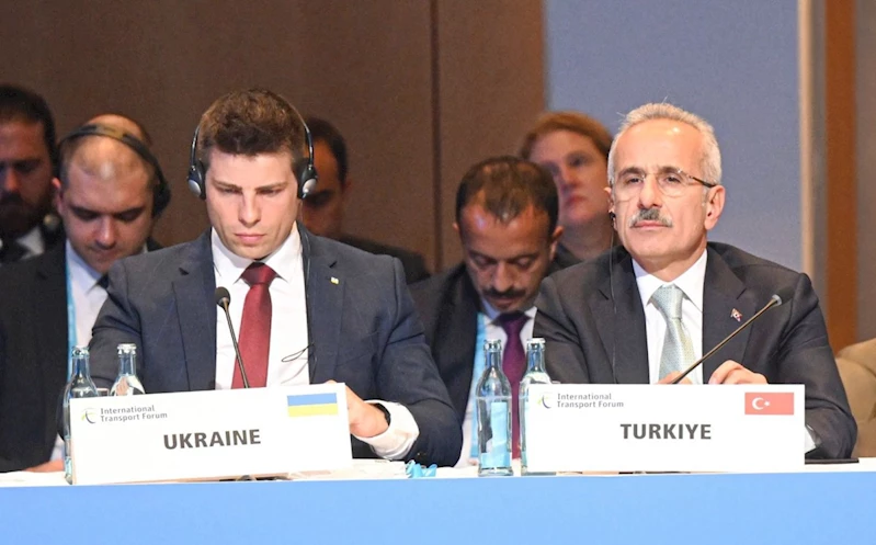 Türkiye Ukrayna’nın yeniden inşası için masada 