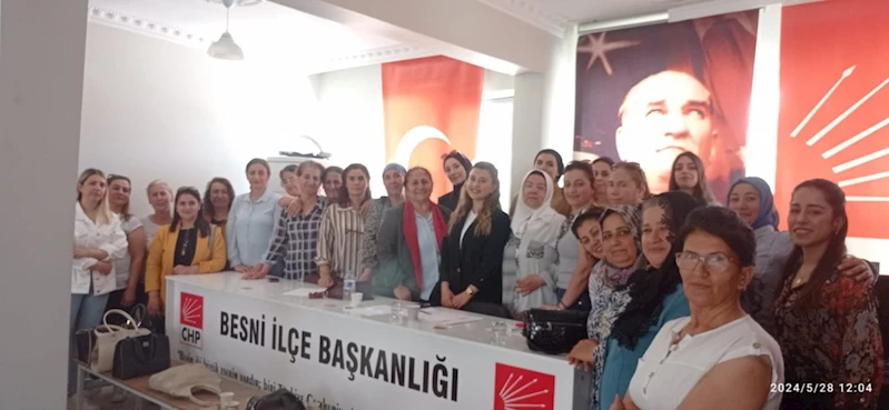 CHP Besni ilçe kadın kolları başkanlığı seçimi yapıldı 