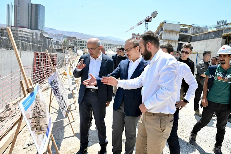 Büyükşehir Belediye Başkanı Sami Er TOKİ konutlarını incelemelerde bulundu 