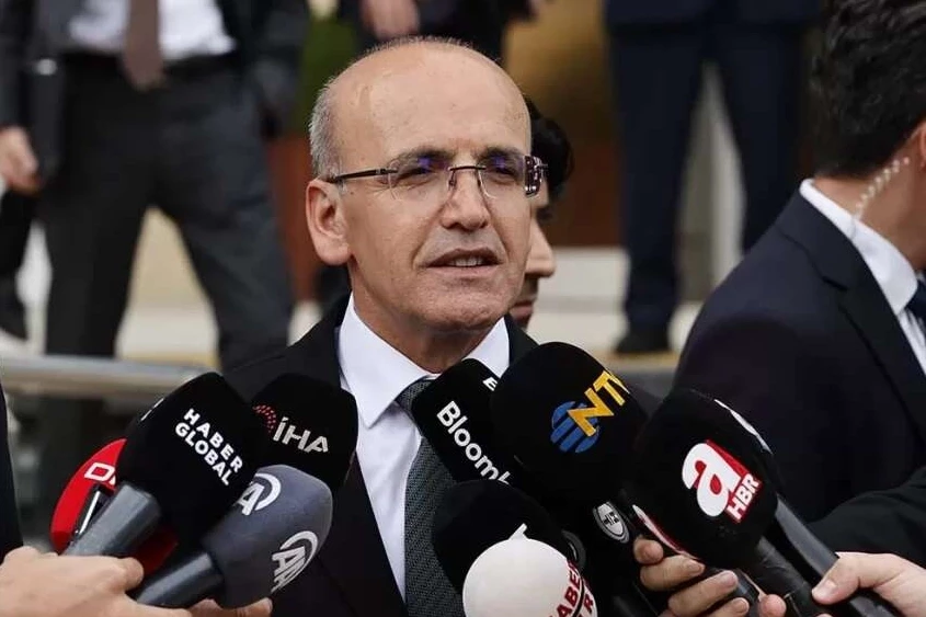 Bakan Şimşek: Cari açıkta önemli mesafe kat edildi