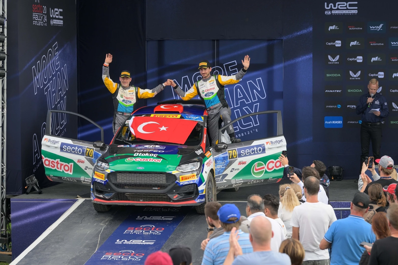 Castrol Ford Team Türkiye, Türk bayrağını Finlandiya