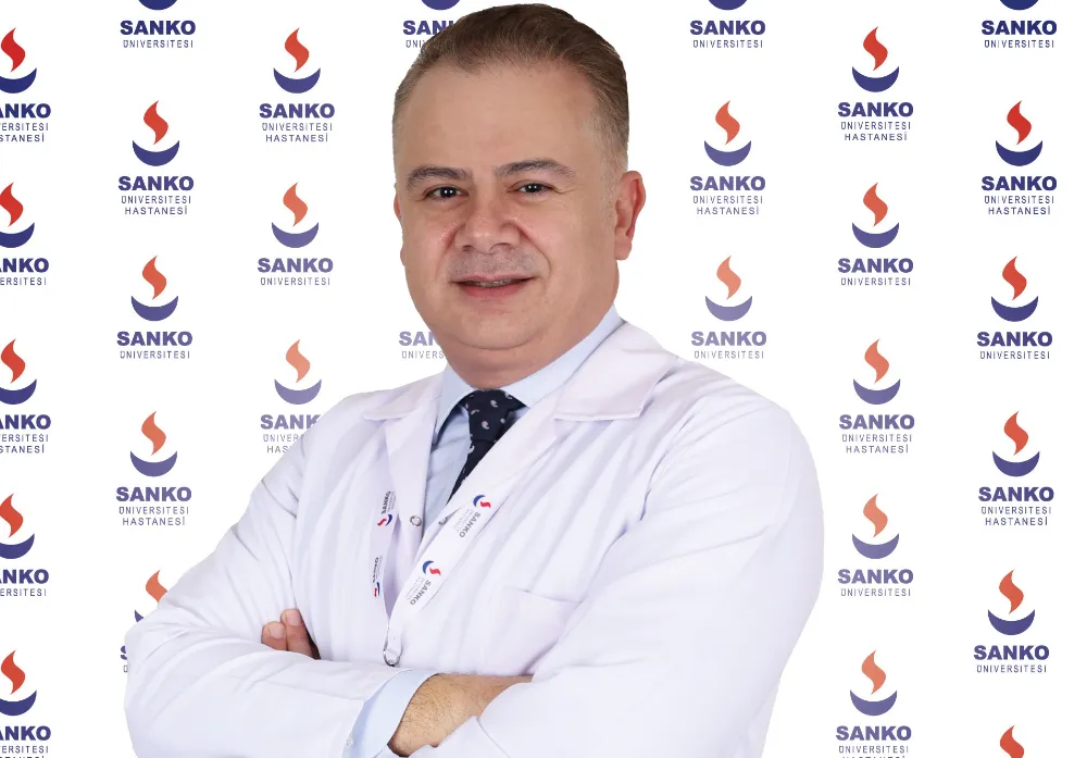 ORTOPEDİ VE TRAVMATOLOJİ UZMANI DOÇ. DR. BURÇİN KARSLI, SANKO ÜNİVERSİTESİ HASTANESİ’NDE