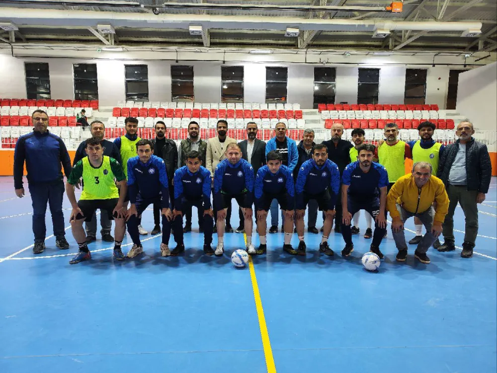 Adıyaman Belediyesi İşitme Engelli Futsal Takımı şampiyonluğa odaklandı