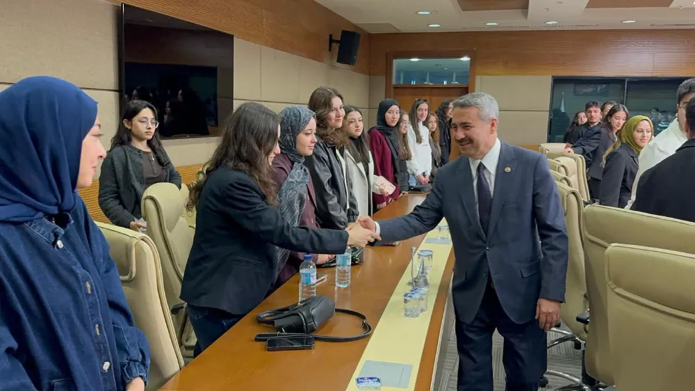 Mustafa Alkayış’tan Genç Hukukçulara TBMM’de Anlamlı Ev Sahipliği