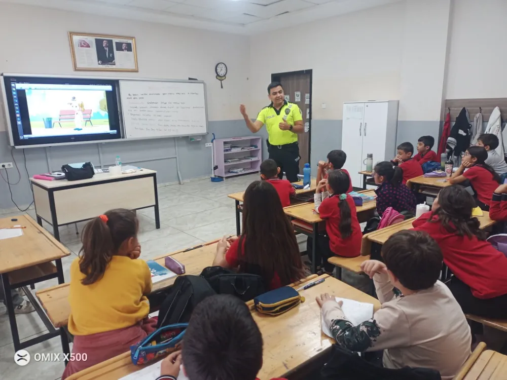 Gölbaşı’nda Öğrencilere Güvenli İnternet ve Trafik Eğitimi