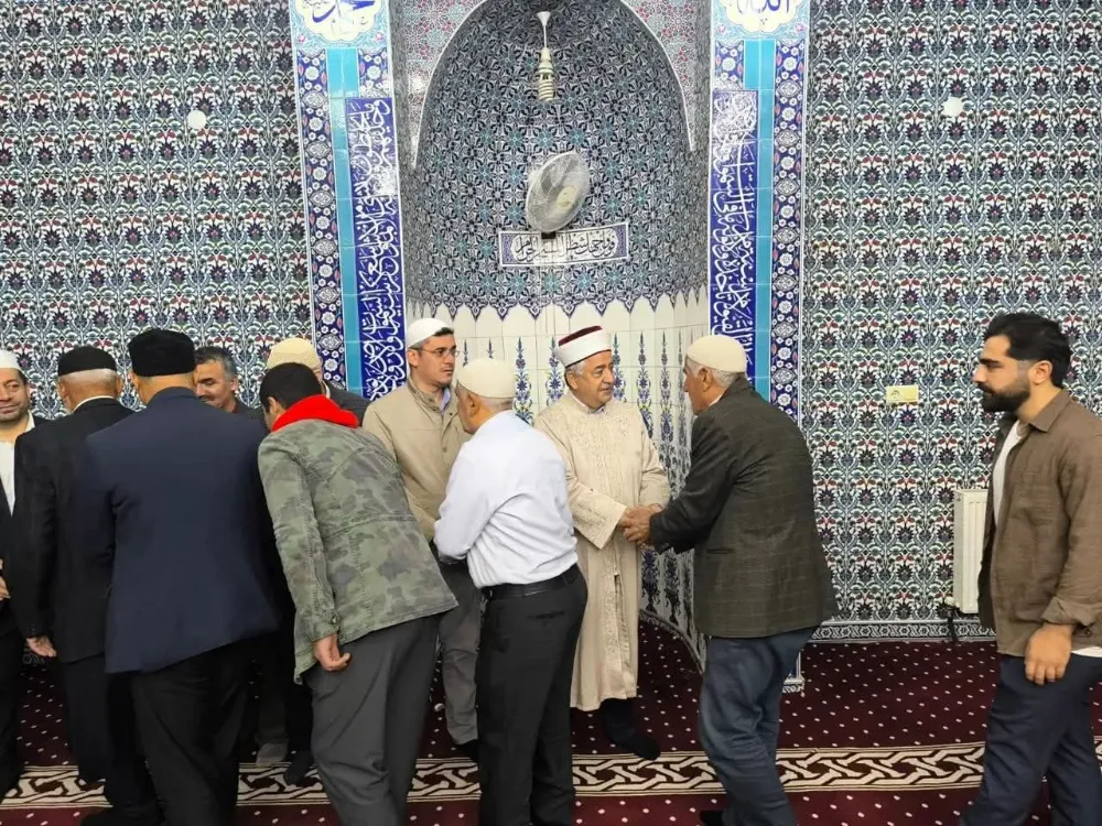 Emine Yaşar Camii’nde Sabah Namazı Buluşması Düzenlendi