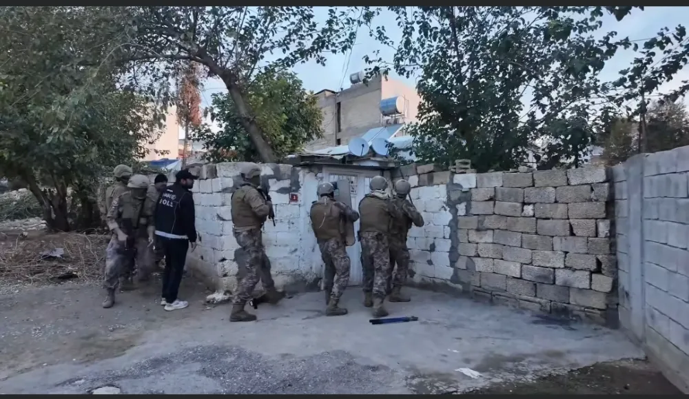 Adıyaman’da Uyuşturucu Operasyonu: 4 Kişi Tutuklandı