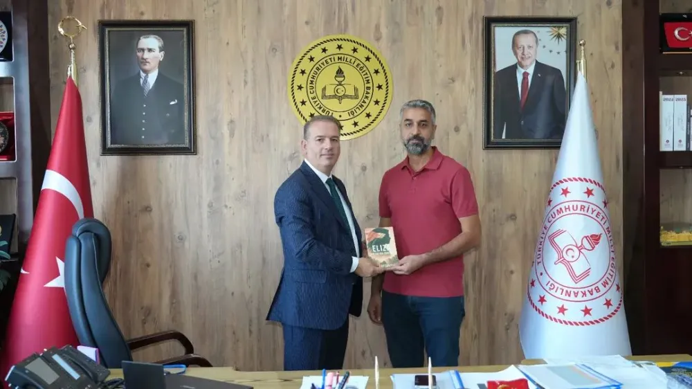 Öğretmenden Anlamlı Kitap: “Eliza: Bir Kalbin Direnişi”