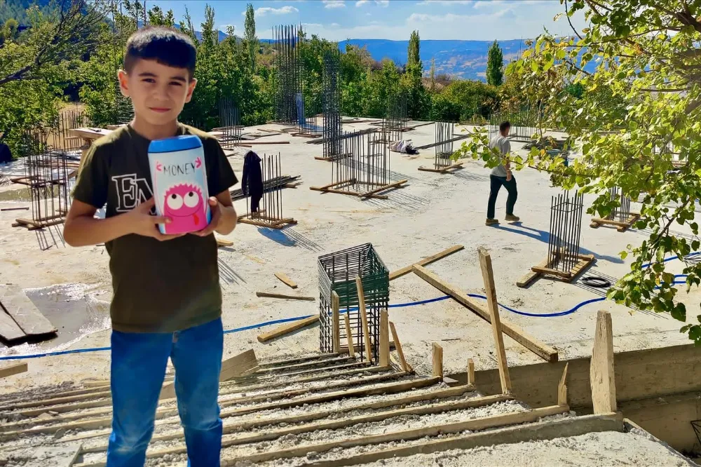 Küçük Bir Kalpten Büyük Bir İyilik: Ahmet’ten Örnek Davranış