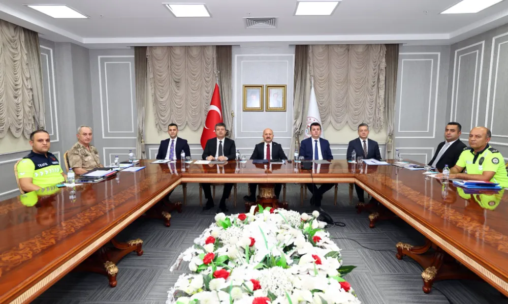 Vali Varol, Trafik Güvenliği Toplantısına Katıldı