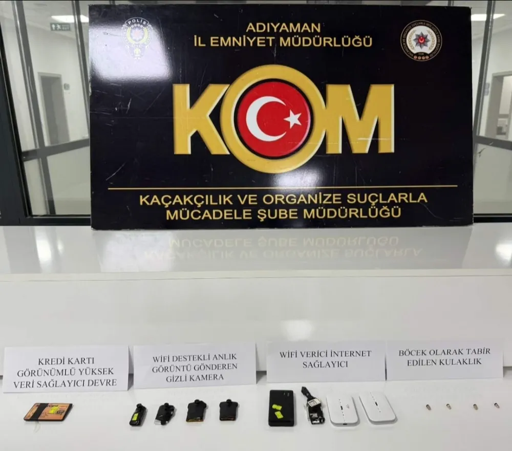 Sürücü Sınavında Kopya Düzeneği: 4 Şüpheli Suçüstü Yakalandı