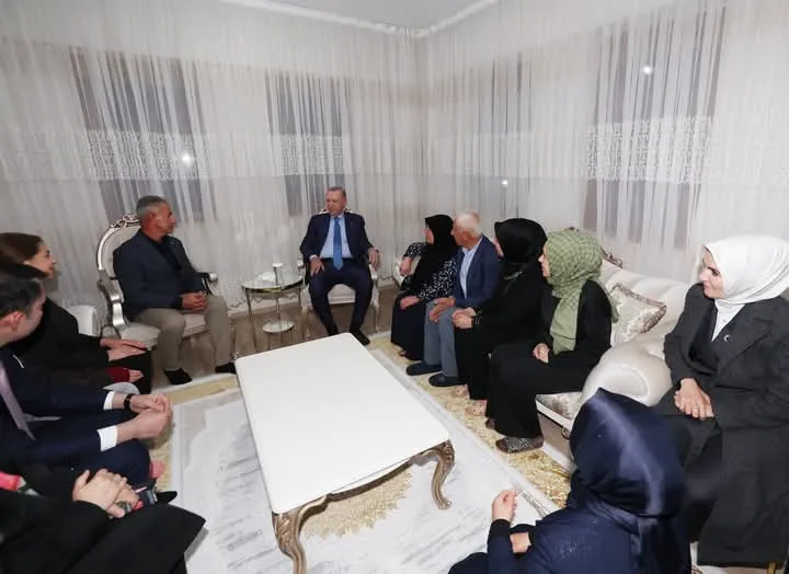 Cumhurbaşkanı Erdoğan, Adıyaman İndere’de Aile Ziyaretinde Bulundu