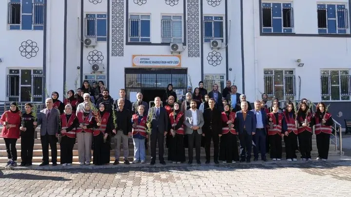 Adıyaman’da “Türkiye Yeşeriyor, Gazze Güçleniyor” Fidan Dikim Etkinliği Gerçekleştirildi