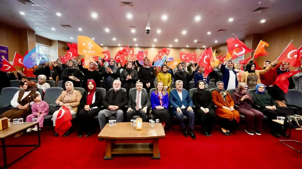 AK Parti Adıyaman İl Kadın Kolları Danışma Meclisi Toplantısı Gerçekleştirildi