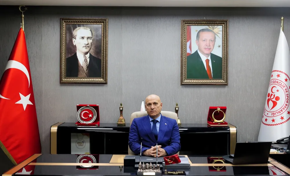 İl Müdürü Hüseyin Elüstü’nden 24 Kasım Öğretmenler Günü Mesajı