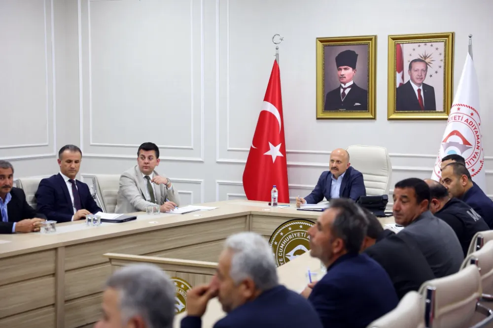 Vali Dr. Osman Varol, Köy Muhtarlarıyla Bir Araya Gelerek Talepleri Dinledi