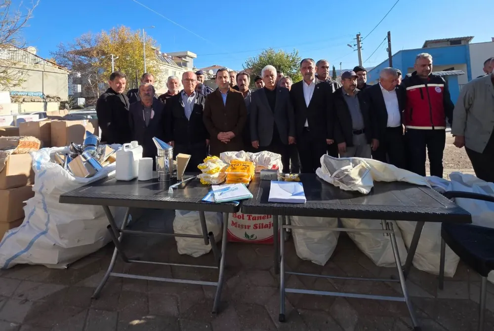 Gölbaşı’nda Arıcılık Malzemeleri Çiftçilere Teslim Edildi