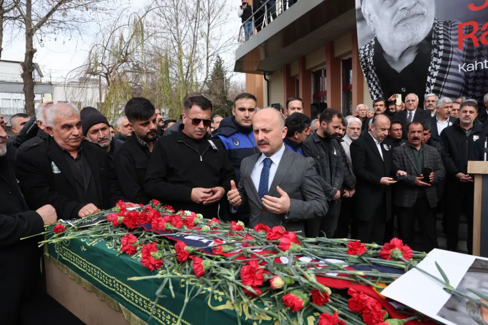 Adıyaman’ın Yetiştirdiği Usta Sanatçı Kahtalı Mıçe Son Yolculuğuna Uğurlandı. 