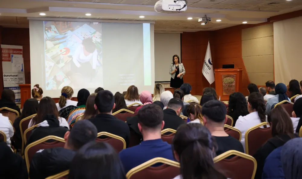 SANKO ÜNİVERSİTESİ’NDE “SANAT VE SAĞLIK BİLİMİ” KONULU SÖYLEŞİ PROGRAMI DÜZENLENDİ