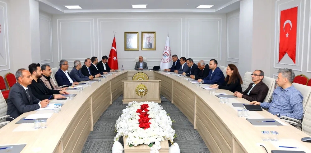 İL İSTİHDAM TOPLANTISI VALİ DR. OSMAN VAROL BAŞKANLIĞINDA YAPILDI  