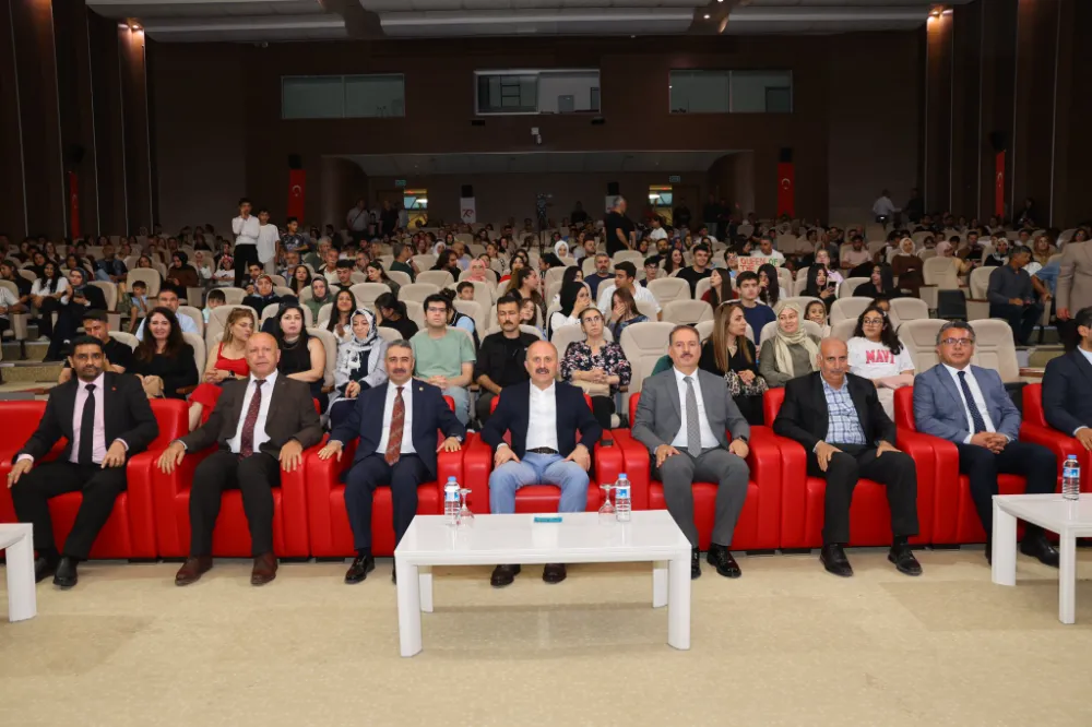 “Her Nota Bir Umut” Final Gecesi Büyük Beğeni Topladı