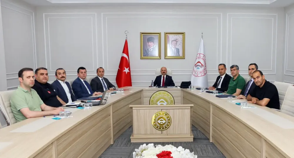 Deprem Konutları ve Hizmetler Masaya Yatırıldı