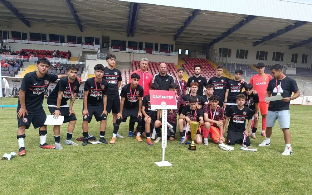 Adil Sani Konukoğlu Spor Lisesi’nden Türkiye Derecesi!