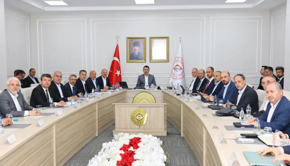 Bakan Murat Kurum Adıyaman’da Deprem Çalışmalarını Değerlendirdi